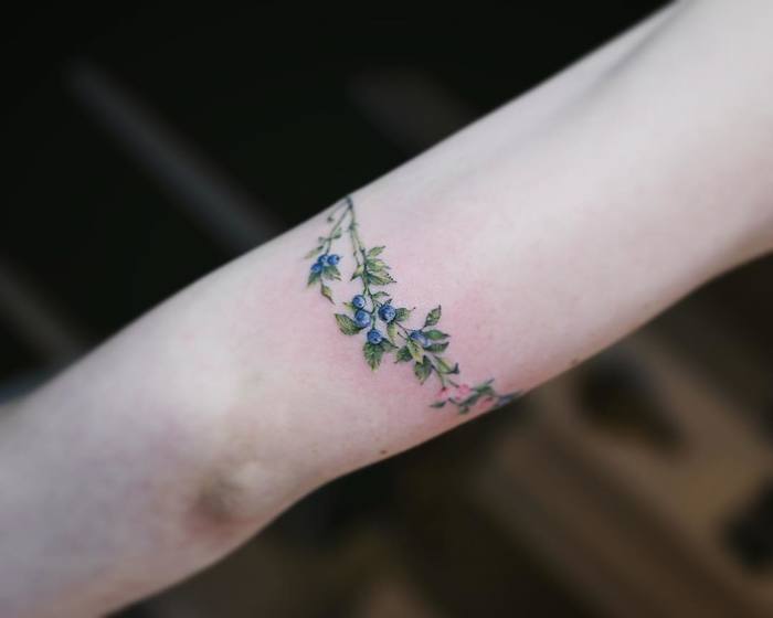 Minimalist and Delicate Tattoos by Sol Tattoo