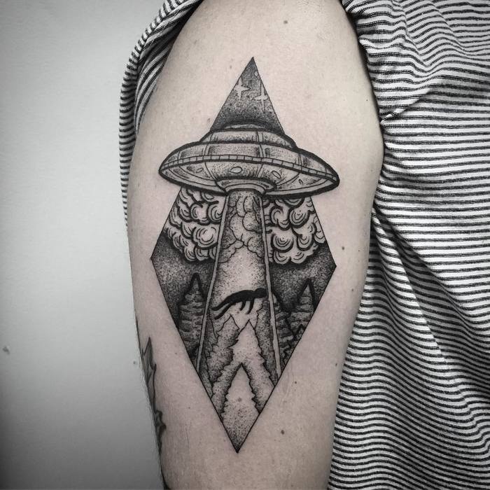 UFO Tattoo Design by RaulWesche
