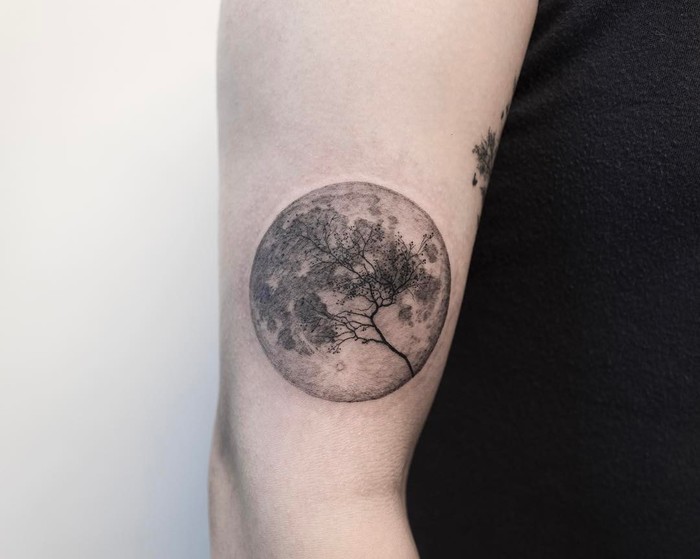 Full Moon Tattoo with Tree by ilwolhongdam