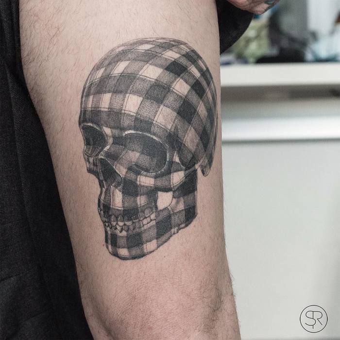 Tartan Skull Tattoo by sven rayen