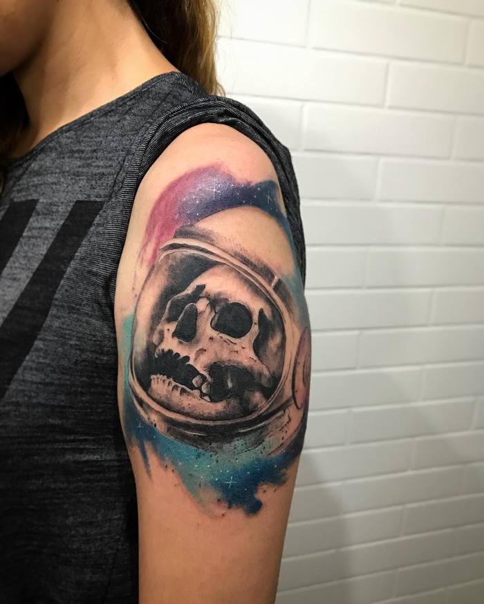 Astronaut Skull Tattoo by lcjuniortattoo